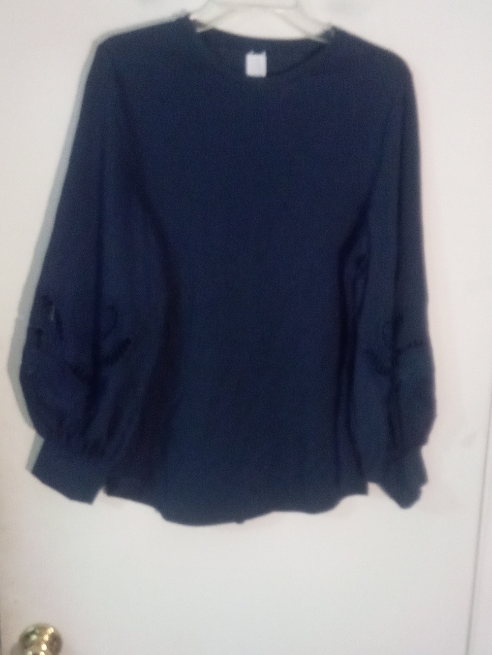 Wynne Collection Dark Navy Balloon Sleeve Blouse Large New NWOT Cutouts